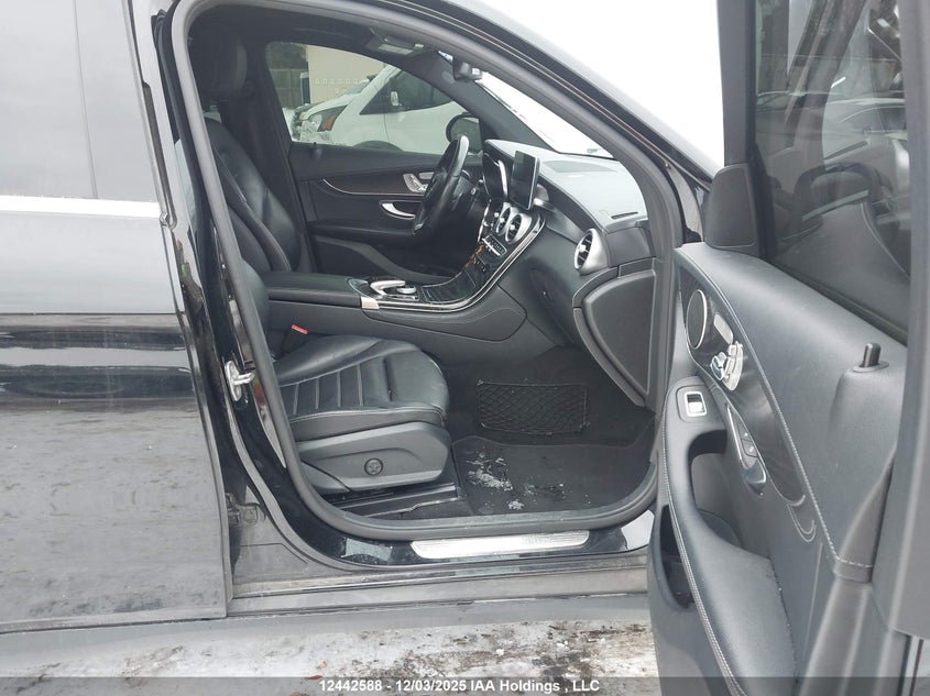 WDC0G4KB2HF131564 2017 MERCEDES-BENZ GLC photo no. 5