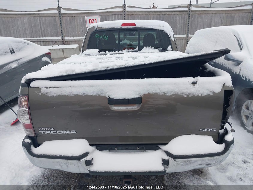 5TETX4CN7AZ687325 2010 TOYOTA TACOMA photo no. 16