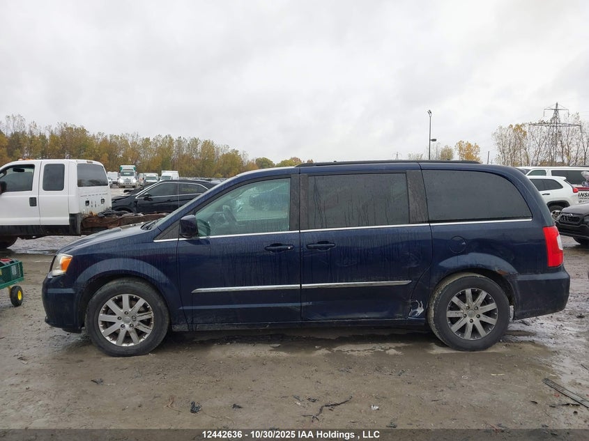 2C4RC1BGXFR753242 2015 CHRYSLER TOWN & COUNTRY photo no. 15