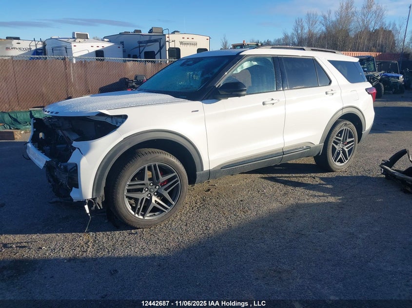 1FMUK8KH7SGC12865 2025 FORD EXPLORER photo no. 2