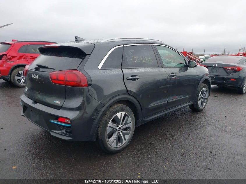 KNDCC3LG4N5131148 2022 KIA NIRO photo no. 4