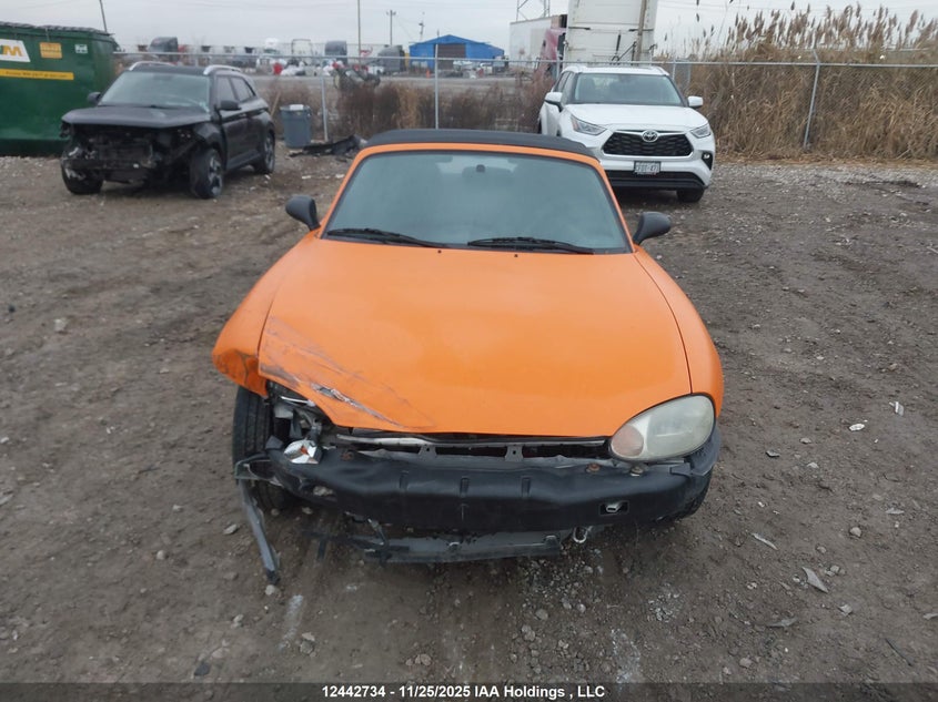JM1NB3539X0110351 1999 MAZDA MX-5 photo no. 11