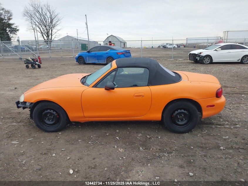 JM1NB3539X0110351 1999 MAZDA MX-5 photo no. 13