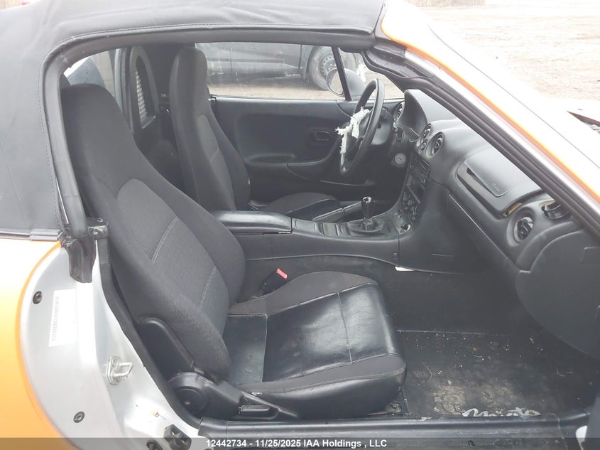JM1NB3539X0110351 1999 MAZDA MX-5 photo no. 8