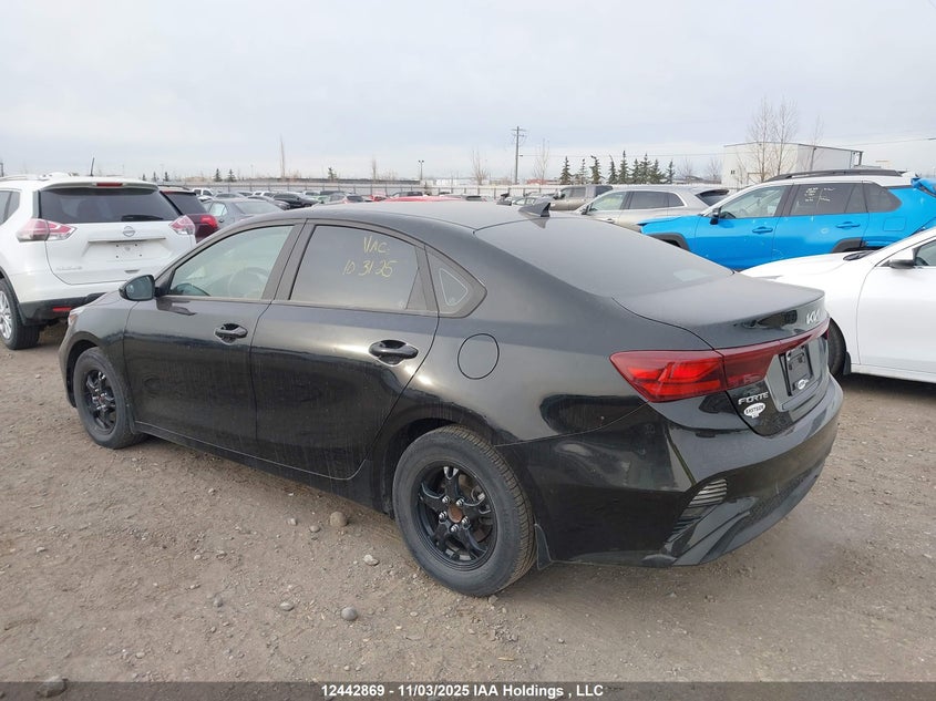 3KPF24AD6NE470867 2022 KIA FORTE photo no. 3