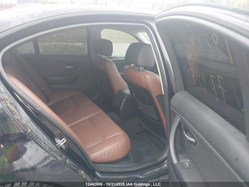 WBAPK7C59BA771981 2011 BMW 3ER photo no. 8