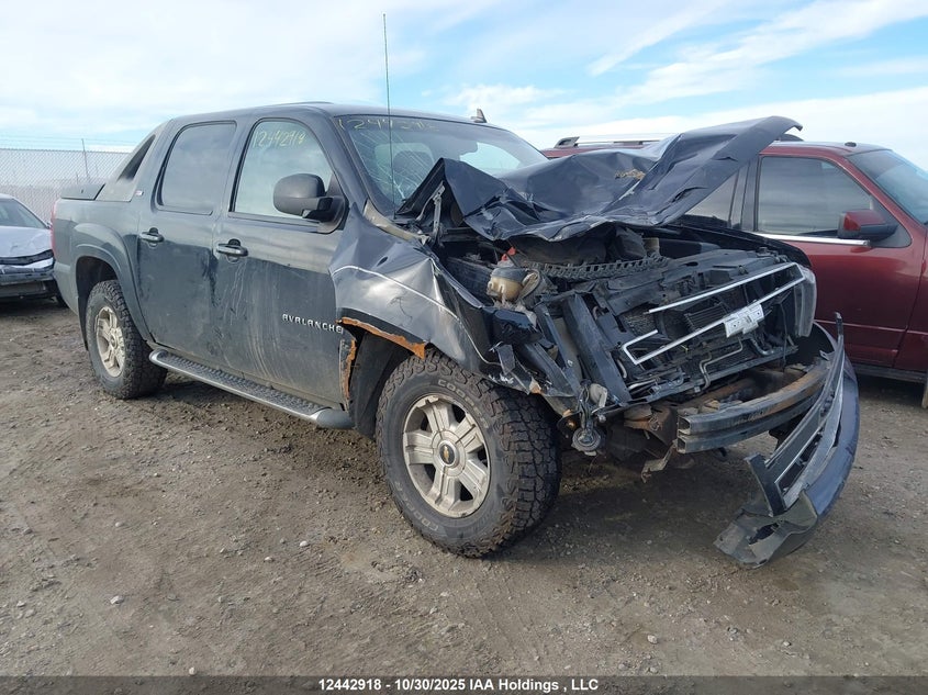 3GNTKFE32BG262573 2011 CHEVROLET AVALANCHE photo no. 24