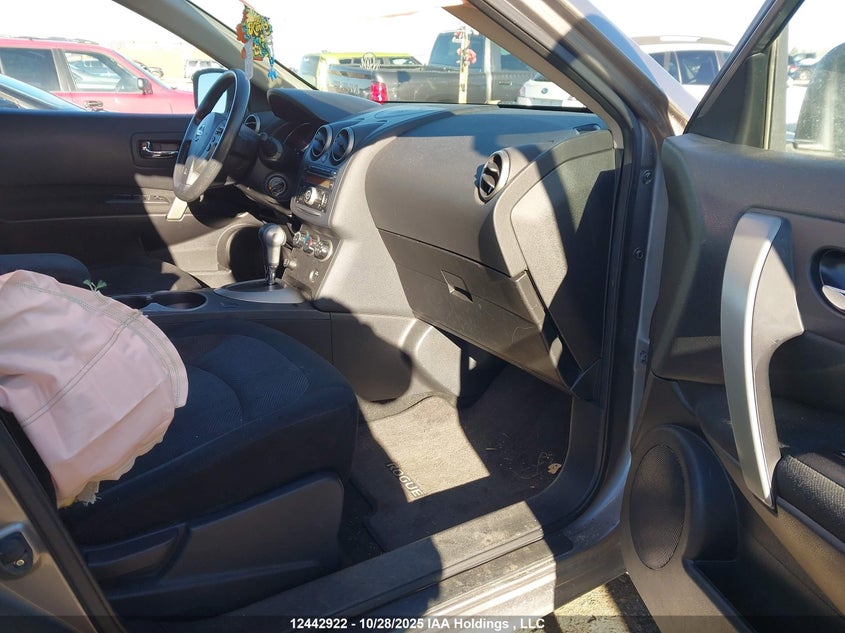 JN8AS5MV6DW131393 2013 NISSAN ROGUE photo no. 5