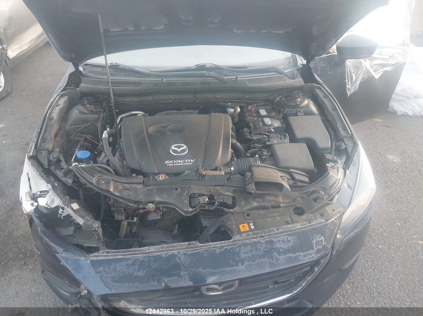 3MZBN1V75JM233759 2018 MAZDA 3 photo no. 10