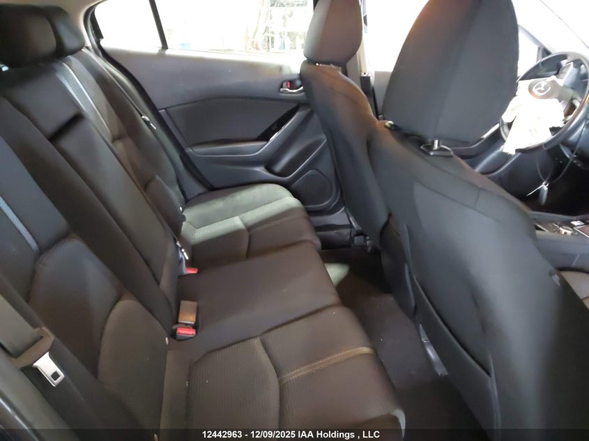 3MZBN1V75JM233759 2018 MAZDA 3 photo no. 8