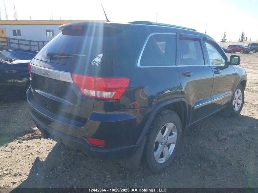 1C4RJFAT6CC333757 2012 JEEP GRAND CHEROKEE photo no. 4