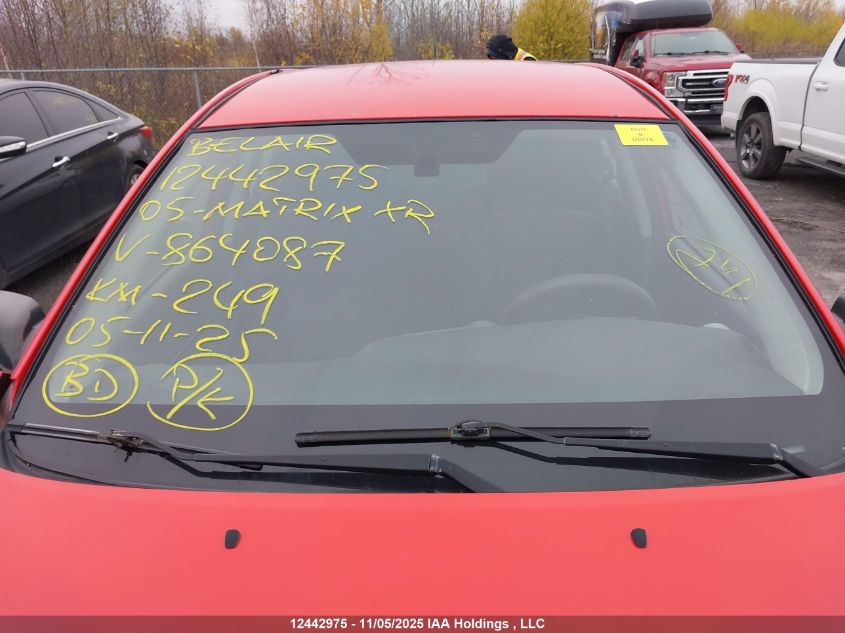 2005 Toyota Matrix Xr VIN: 2T1KR32E85C864087 Lot: 12442975