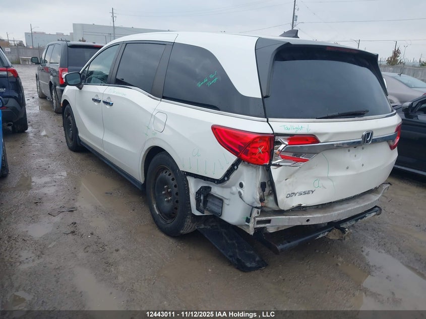 5FNRL6H66JB506803 2018 HONDA ODYSSEY photo no. 3