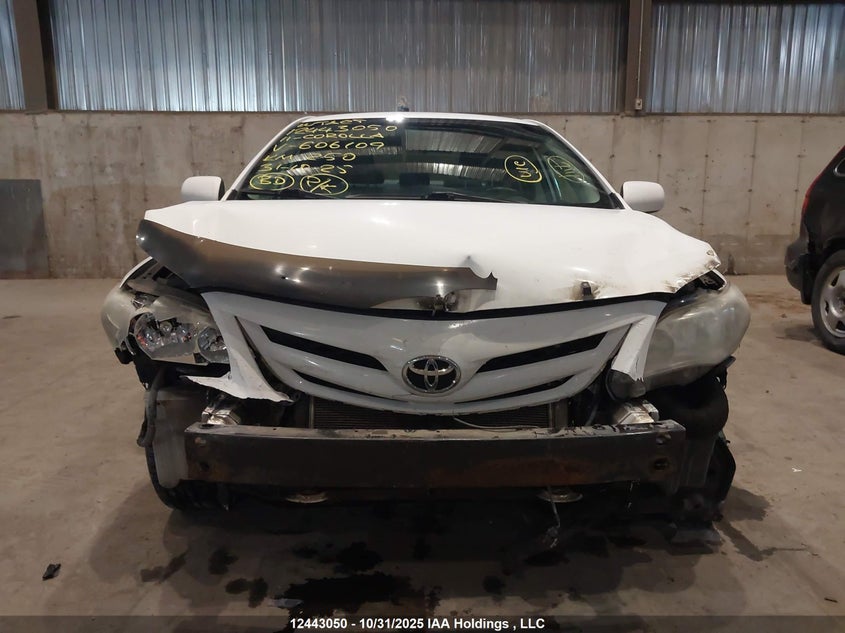 2T1BU4EE2BC606109 2011 TOYOTA COROLLA photo no. 13