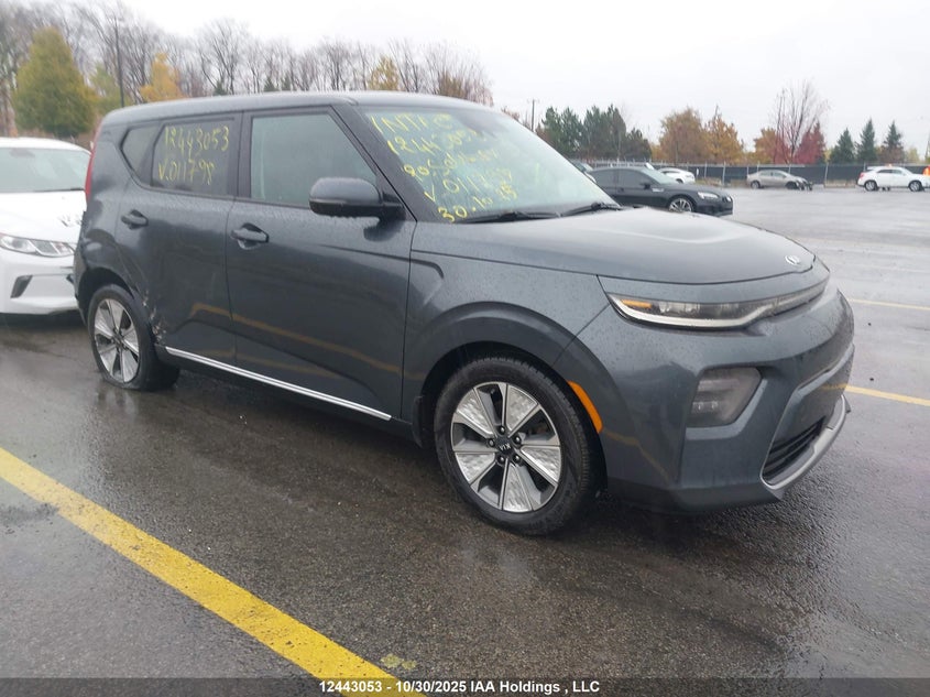 KNDJ33A13L7011798 KIA SOUL EV Photo 1