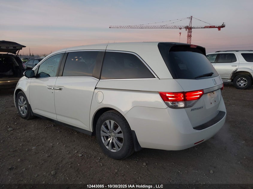 5FNRL5H46GB505054 2016 HONDA ODYSSEY photo no. 3