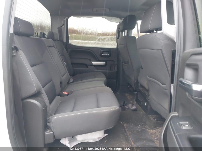 3GCUKREC5GG107702 2016 CHEVROLET SILVERADO photo no. 8