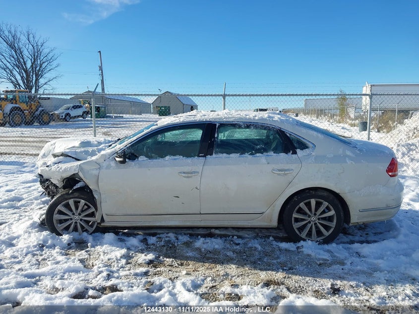 2013 Volkswagen Passat 2.5L Highline VIN: 1VWCH7A34DC101566 Lot: 12443130