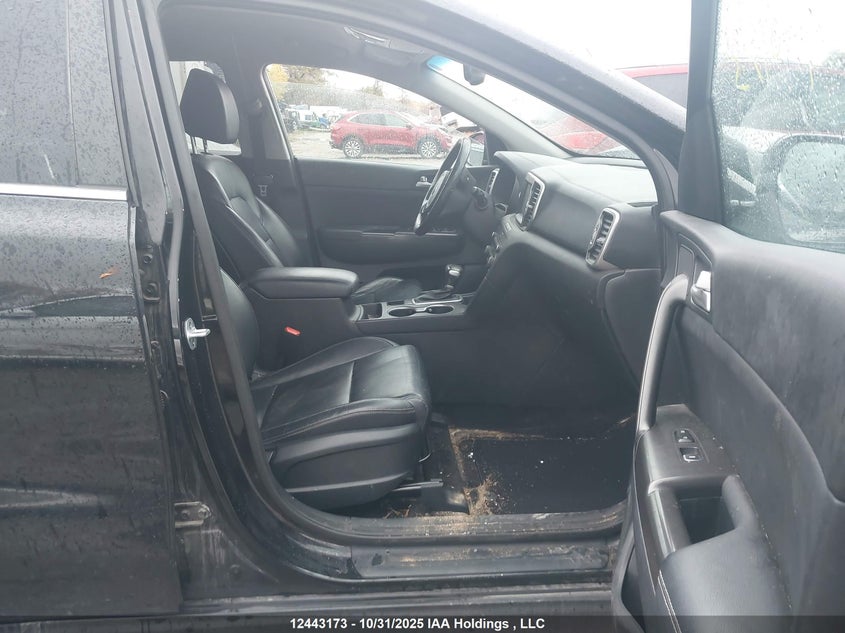 KNDPNCAC5H7251397 2017 KIA SPORTAGE photo no. 5