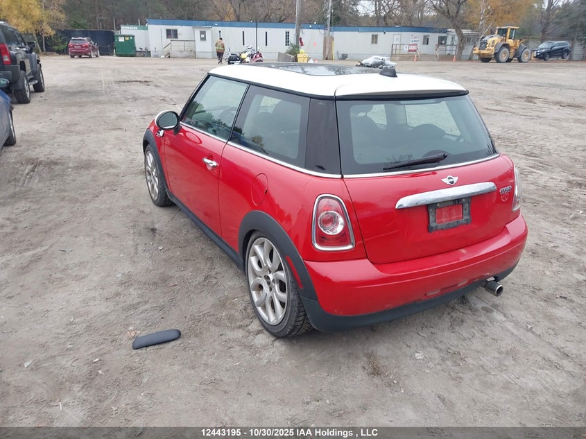 WMWSU3C58DT375710 2013 MINI COOPER photo no. 3