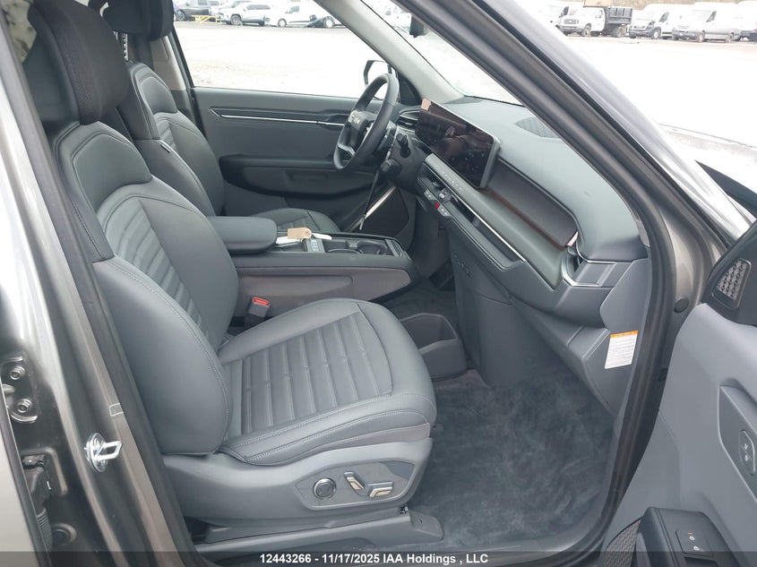 KNDADFS55T6064136 2026 KIA EV9 photo no. 5