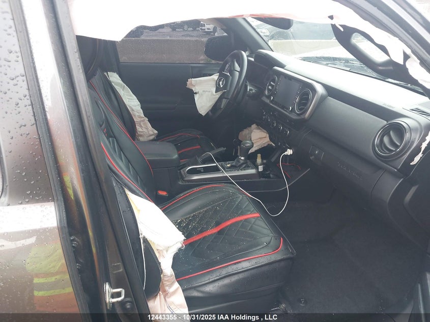 5TFDZ5BN2MX056404 2021 TOYOTA TACOMA photo no. 5