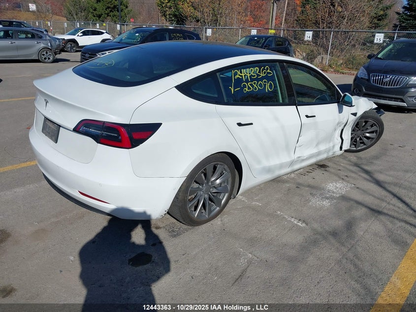 5YJ3E1EA1NF258090 2022 TESLA MODEL 3 photo no. 4