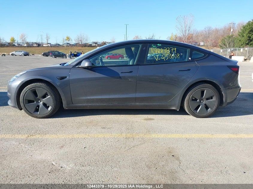 5YJ3E1EA1NF258008 2022 TESLA MODEL 3 photo no. 14