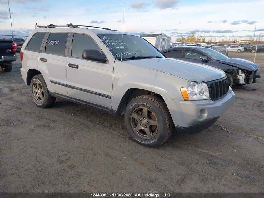 1J4HR58285C714776 2005 JEEP GRAND CHEROKEE photo no. 1