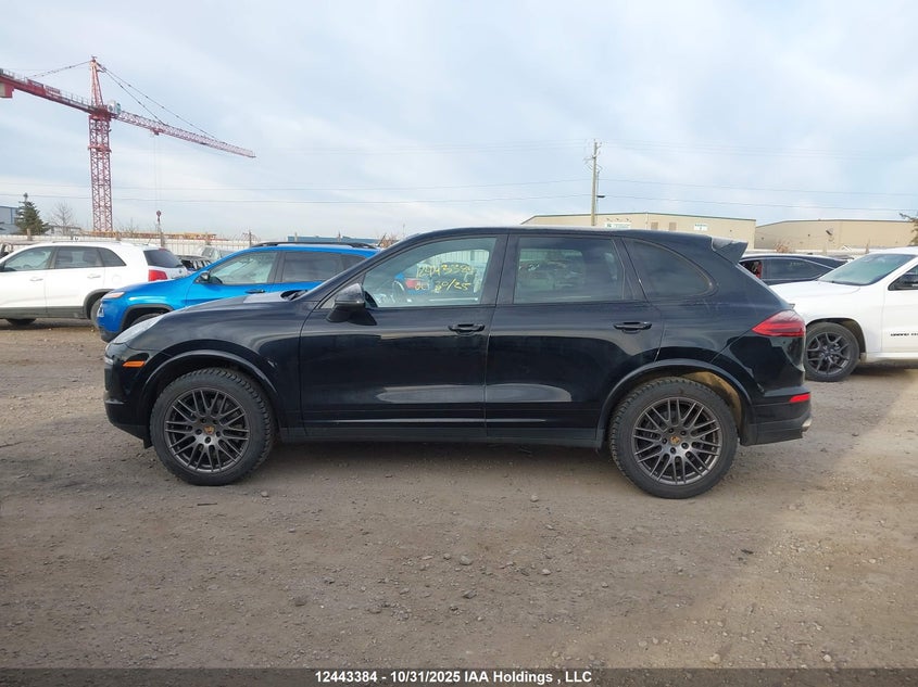 WP1AA2A22HKA83197 2017 PORSCHE CAYENNE photo no. 14