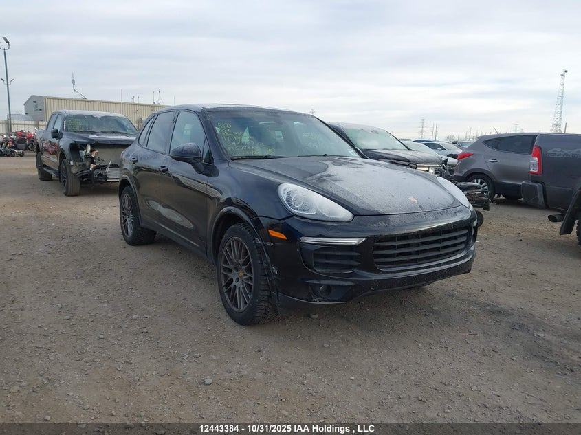 WP1AA2A22HKA83197 2017 Porsche Cayenne auction photo 1