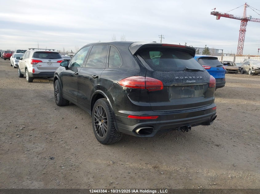 WP1AA2A22HKA83197 2017 PORSCHE CAYENNE photo no. 3