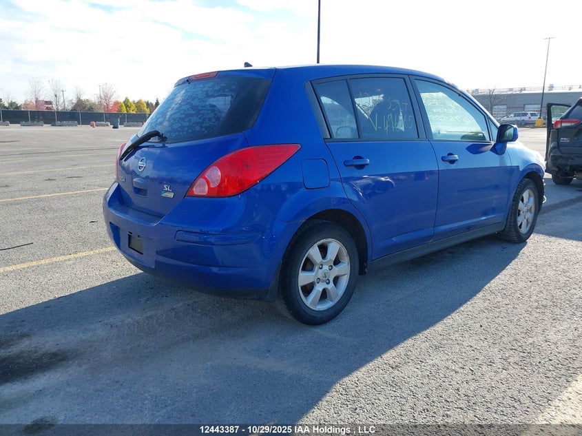 3N1BC1CP5BL496565 2011 NISSAN VERSA photo no. 4