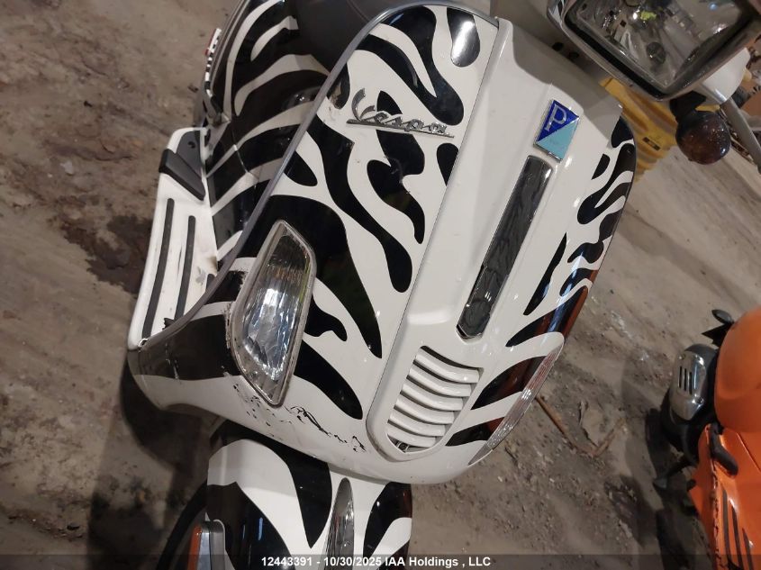 2010 Vespa Lx 50 VIN: ZAPT386B6A5501215 Lot: 12443391