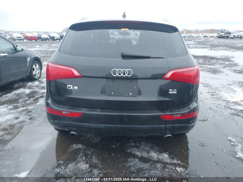 2012 Audi Q5 3.2 Premium VIN: WA1LKCFP2CA131792 Lot: 12443397