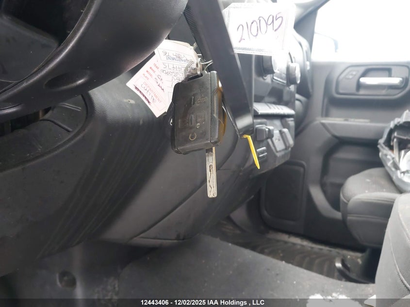 1GCRYBEF7MZ103295 2021 CHEVROLET SILVERADO photo no. 11