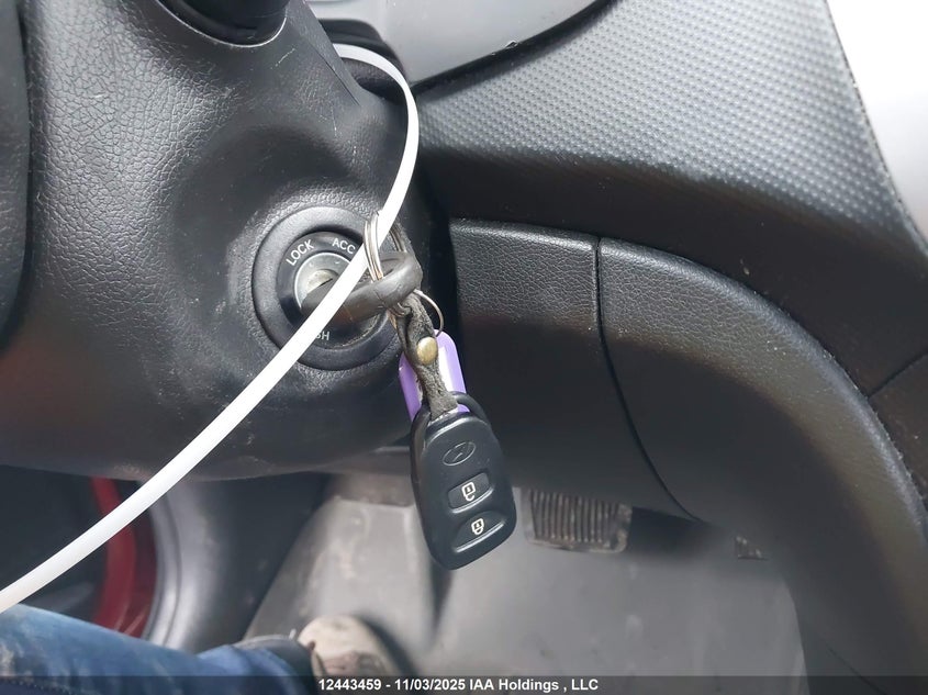 2013 Hyundai Accent Gl VIN: KMHCT5AE4DU110250 Lot: 12443459