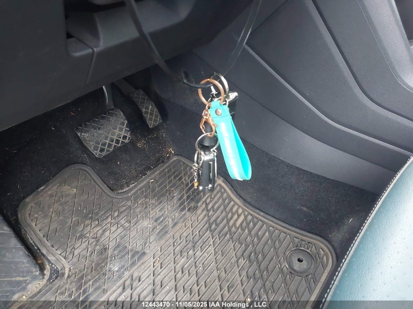 3VV2B7AX3LM100815 2020 VOLKSWAGEN TIGUAN photo no. 11