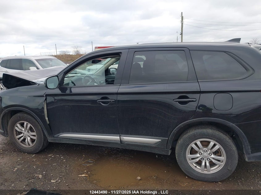JA4AZ2A32LZ613438 2020 MITSUBISHI OUTLANDER photo no. 14