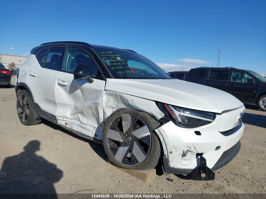 YV4ER3XM6R2260729 2024 Volvo Xc40 Recharge Pure Electric Twin Ultimate auction photo 1