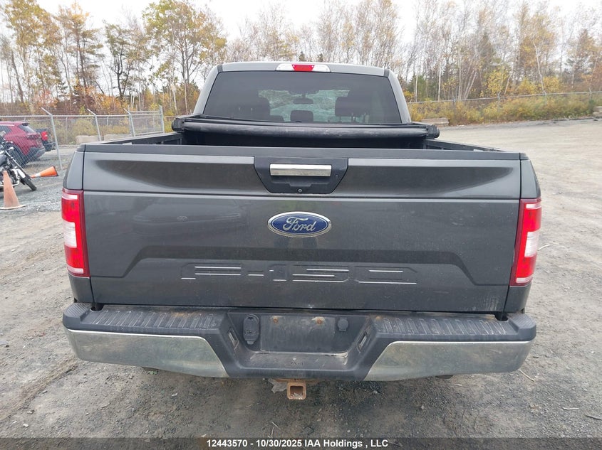 1FTFW1E57JFC82932 2018 FORD F-150 photo no. 17