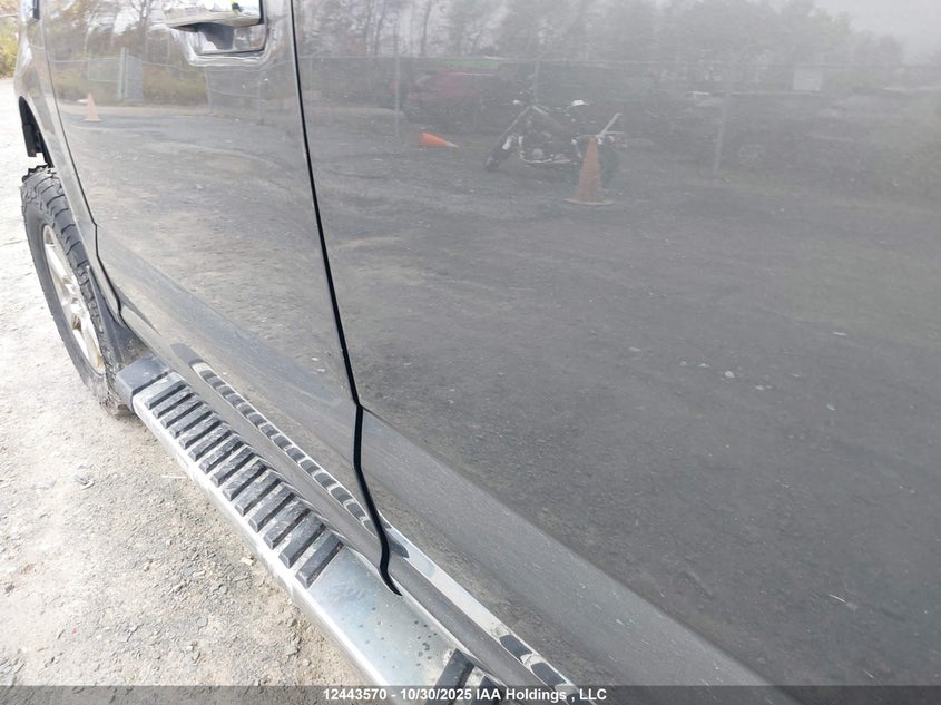 1FTFW1E57JFC82932 2018 FORD F-150 photo no. 19