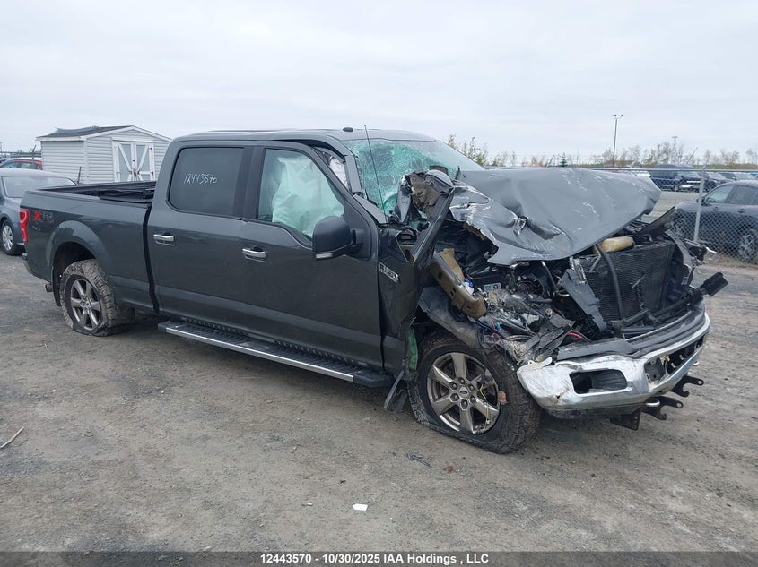 1FTFW1E57JFC82932 2018 FORD F-150 photo no. 7