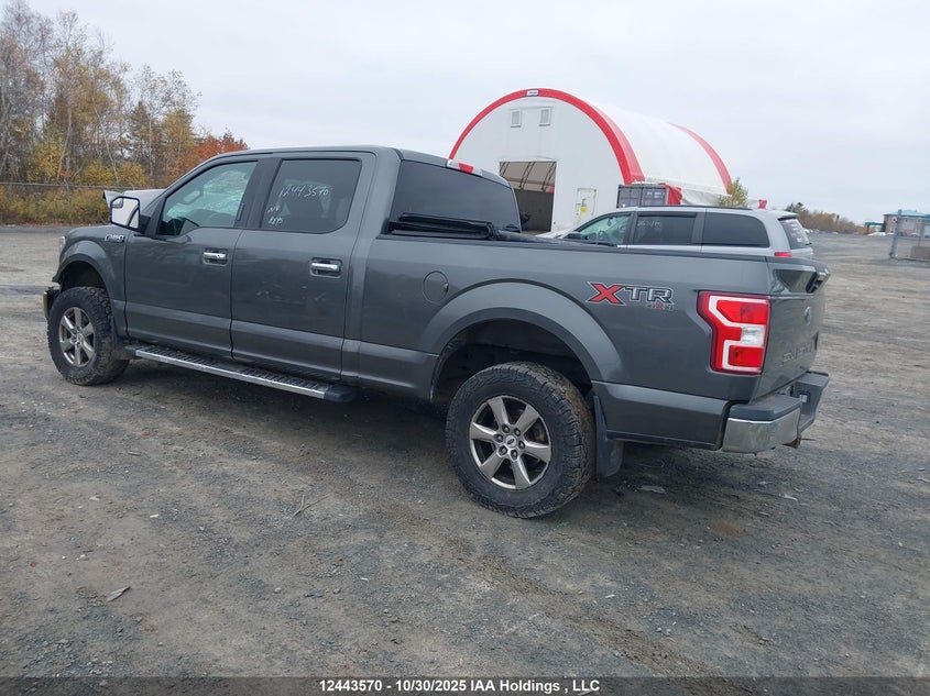 1FTFW1E57JFC82932 2018 FORD F-150 photo no. 3