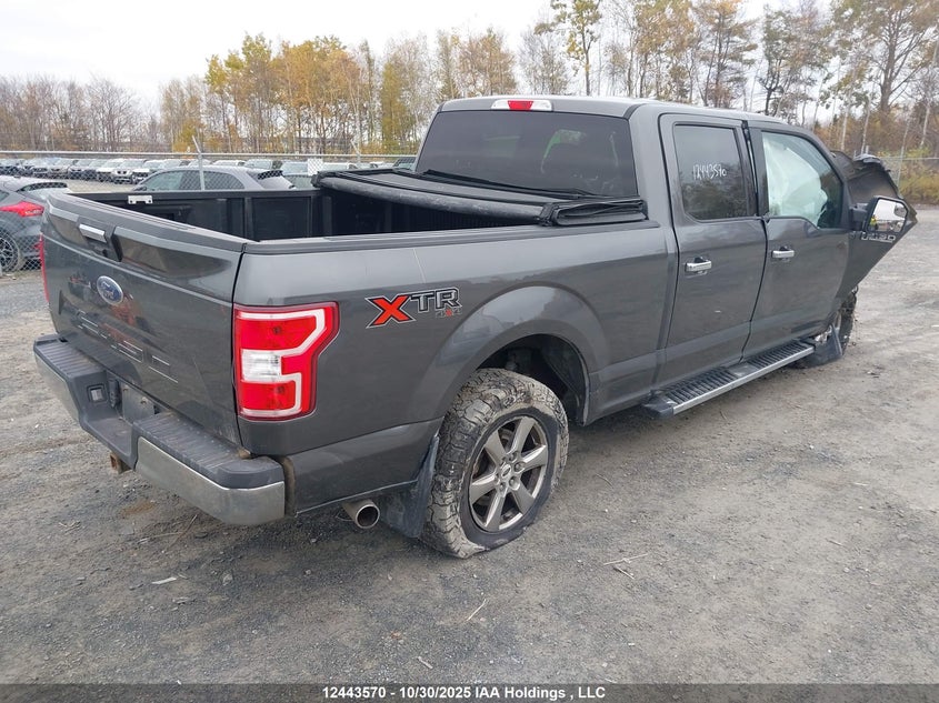 1FTFW1E57JFC82932 2018 FORD F-150 photo no. 4