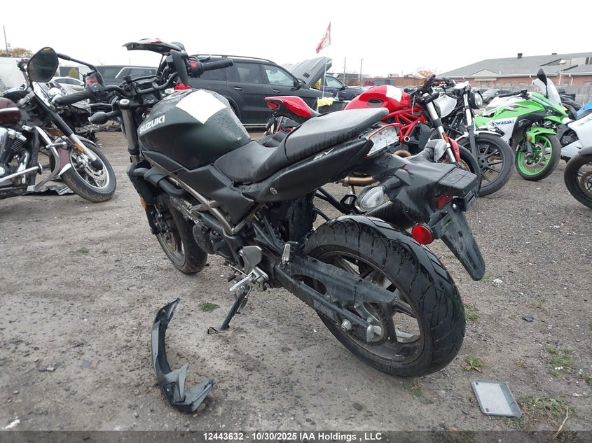 JS1VP55B3S7100154 2025 SUZUKI SV photo no. 3