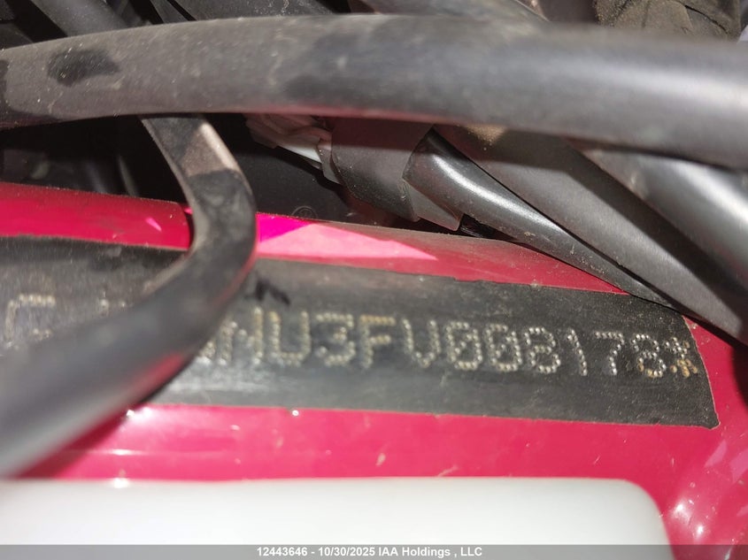 ZCGJFGNU3FV008178 2015   photo no. 10