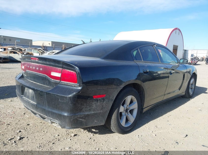 2C3CDXBG0DH634693 2013 DODGE CHARGER photo no. 4