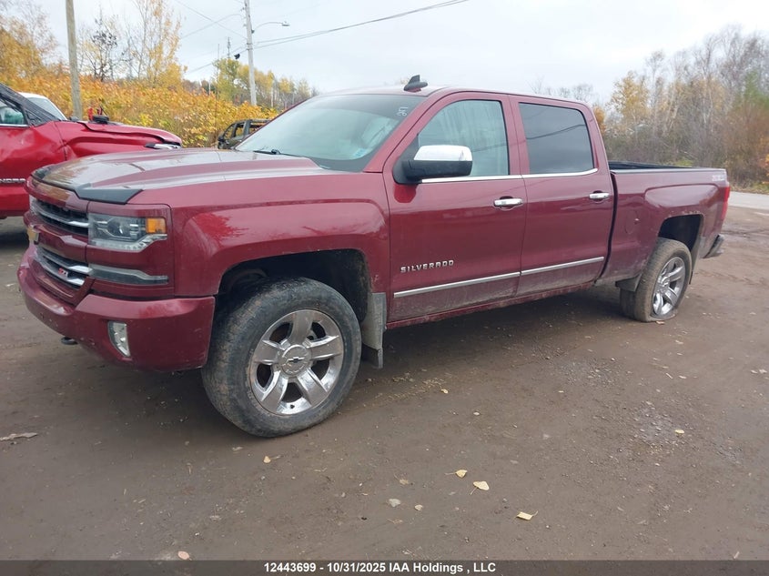 3GCUKSEC5HG188256 2017 CHEVROLET SILVERADO photo no. 2