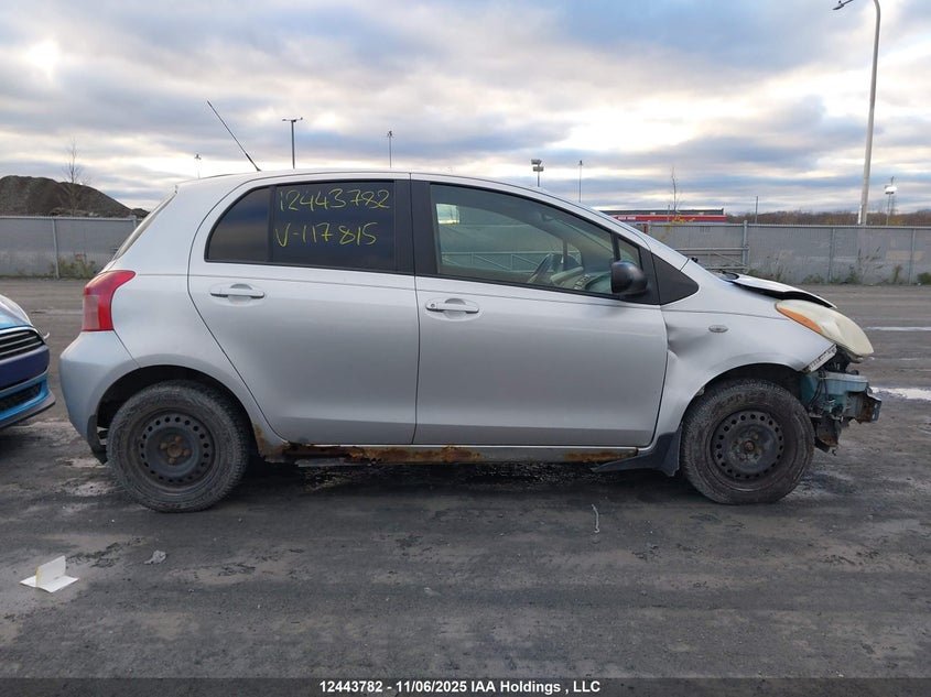 JTDKT923275117815 2007 TOYOTA YARIS photo no. 14